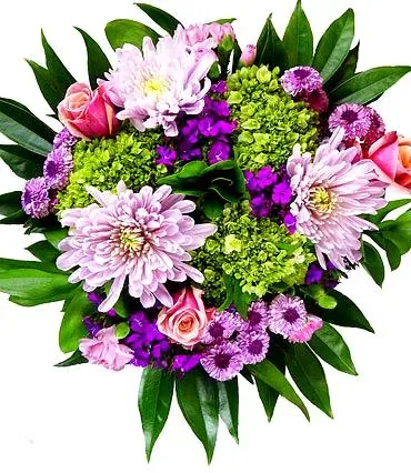 Uniquely Chic Floral Arrangement