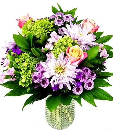Uniquely Chic Floral Arrangement