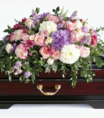 White Wonder casket cover
